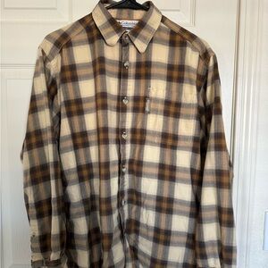 Columbia Long Sleeve Flannel Button Up Shirt